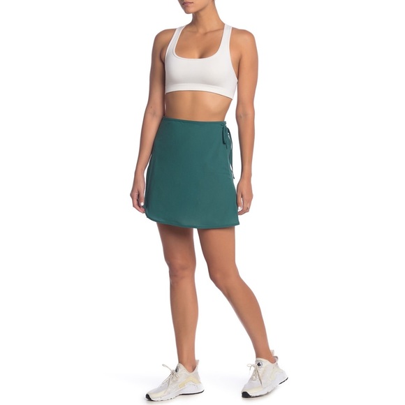 Outdoor Voices Dresses & Skirts - NEW Outdoor Voices Jasper TissueWrap Skirt L